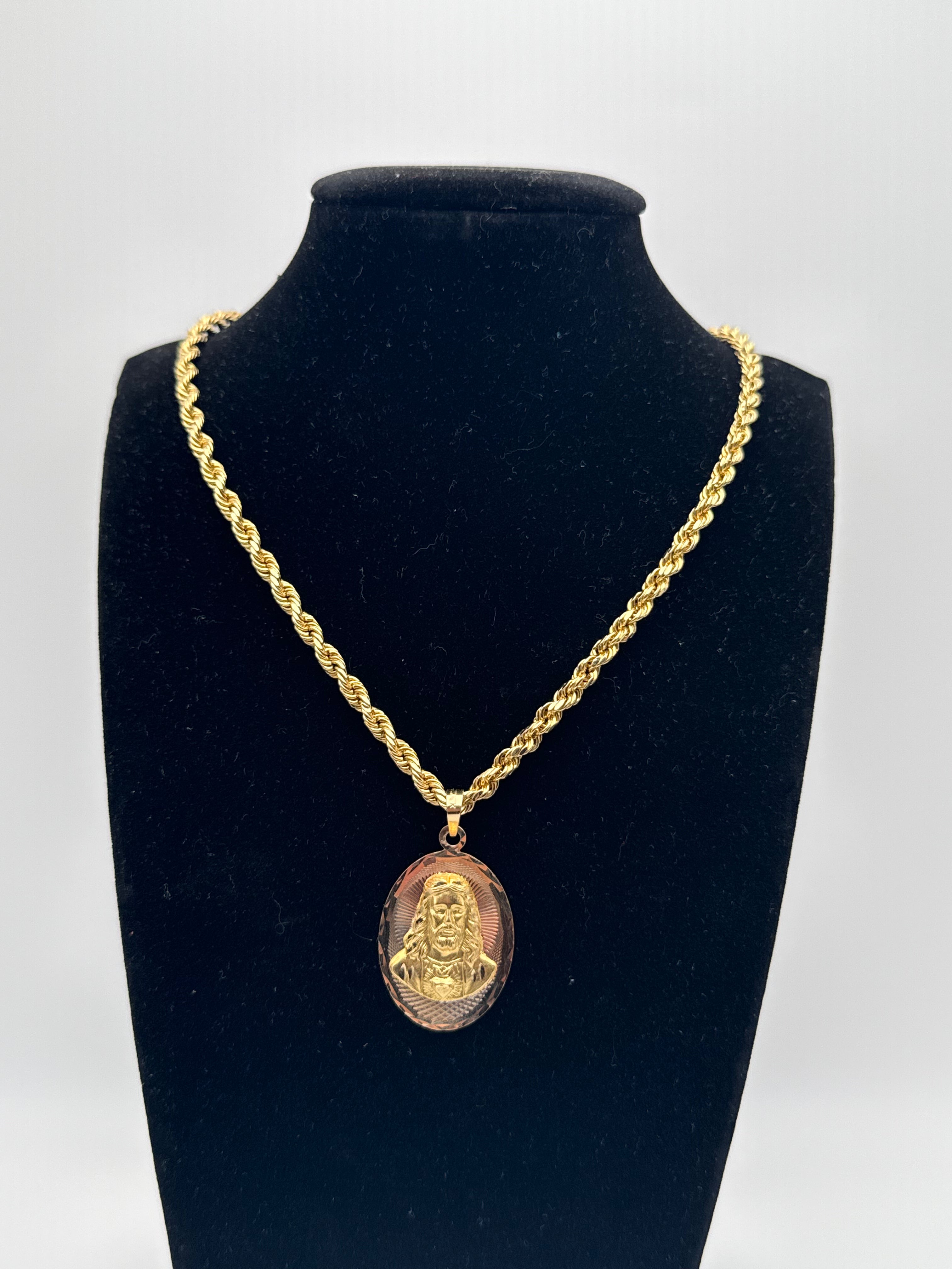 14k gold Rope Chain and Jesus Head Pendant