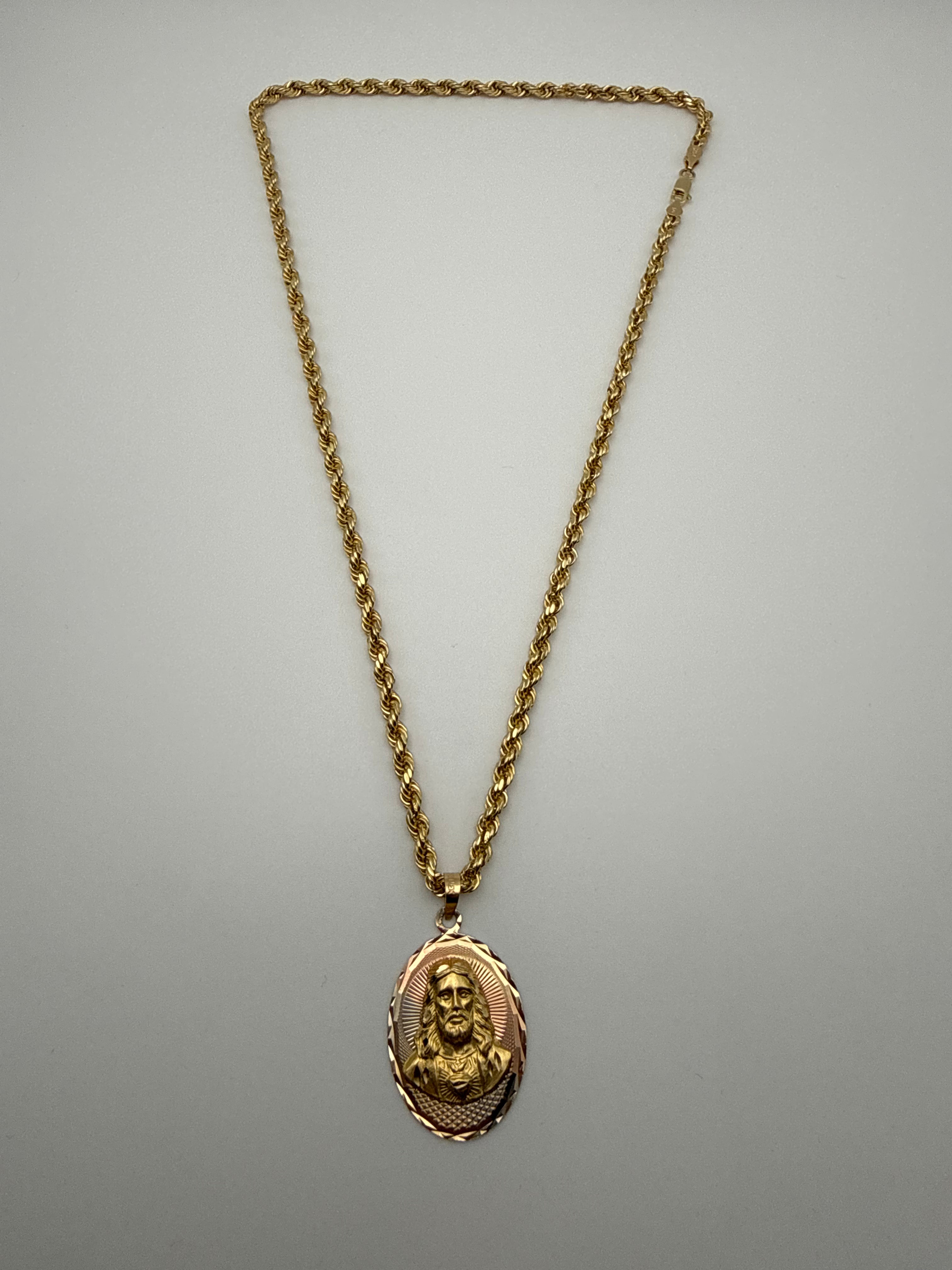 14k gold Rope Chain and Jesus Head Pendant