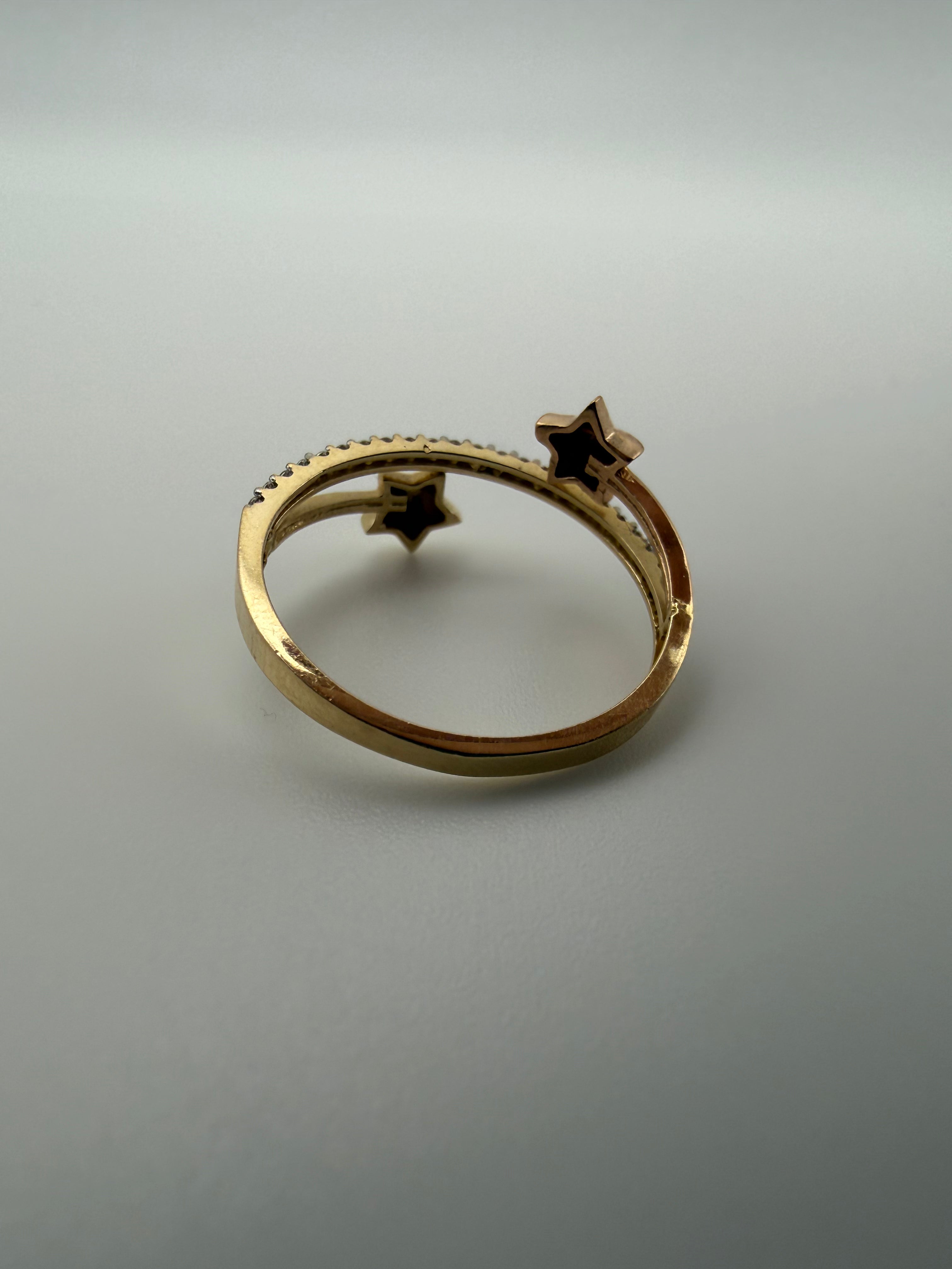 14K Gold Start Ring with CZ Diamonds